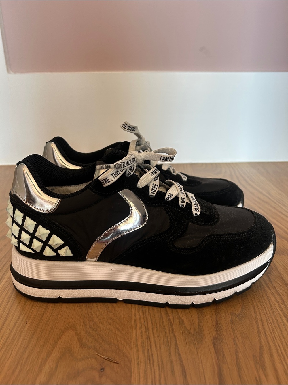 Voile Blanche Black Suede and Mesh Sneakers with Branded White Laces size 36